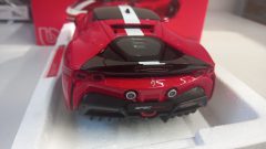 Bburago Ferrari SF90 Stradale Hybrid 1000HP Assetto Fiorano 2019 1/18 - foto 6