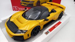 Bburago Ferrari F80 1/18 - scala 1:18