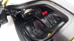 Bburago Ferrari F80 1/18 - foto 6