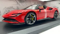 Bburago Ferrari SF90 Spider 1/18 - foto 2