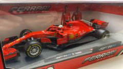 Bburago Ferrari SF-71H S. Vettel 2018 1/18 - scala 1:18