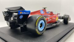 Bburago Ferrari SF-24 C. Sainz Miami GP 2024 1/18 - foto 6