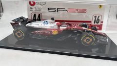 Bburago Ferrari F1 SF25 Charles Leclerc Monza 2025 1/18 - foto 3