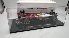 Bburago Ferrari F1 SF25 Lewis Hamilton Monza 2025 1/18 - foto 4