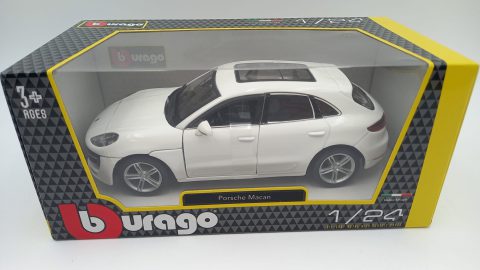 Bburago Porsche Macan 2013 1/24