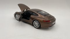 BBURAGO porsche 911 carrera S 1/24  senza scatola originale - foto 2