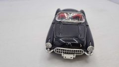 Bburago Chevrolet Corvette 1957 1/24 senza scatola originale no teca - scala 1:24