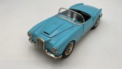 Bburago Lancia Aurelia B24 Spider 1955 1/18 senza scatola originale, segni di usura del tempo - scala 1:18