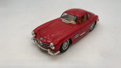 Bburago Mercedes-Benz 300 SL 1954 1/24 senza scatola originale - scala 1:24