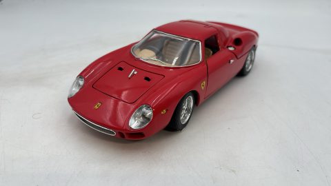 Bburago Ferrari 250 Le Mans 1965 1/18 senza scatola originale