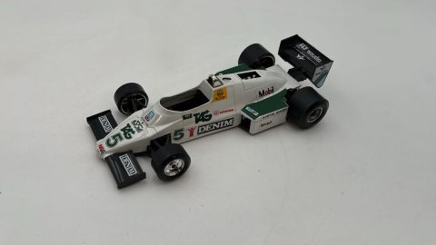 Bburago Williams FW 08 1/24 senza scatola originale
