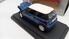 Bburago Mini Cooper 1/24, confezione usurata - foto 2