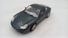 Bburago Porsche 911 Carrera 1997 1/24, senza scatola originale - scala 1:24