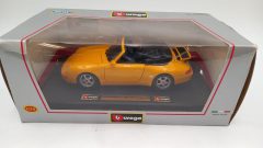 Bburago Porsche 911 Carrera Cabriolet 1/24, confezione lievemente usurata - foto 4
