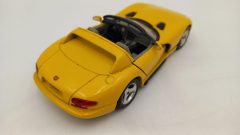 Bburago Dodge Viper RT/10 1/24, da pulire ma ottime condizioni, senza scatola originale - foto 2