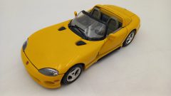 Bburago Dodge Viper RT/10 1/24, da pulire ma ottime condizioni, senza scatola originale - scala 1:24