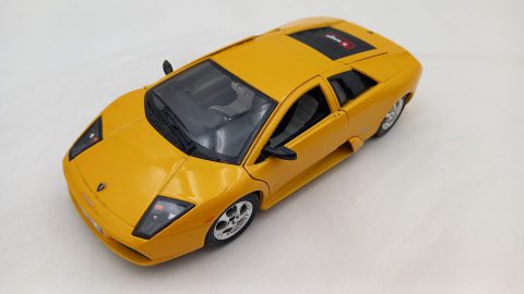 Bburago Lamborghini Murcielago 1/24, kit montato, parabrezza opacizzato, senza scatola originale