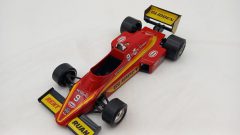 Bburago Formula USA Glidden 1/24, rollbar scolorito, da pulire, senza scatola originale - scala 1:24