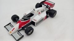 Bburago McLaren MP4/2 Alain Prost 1/24, da pulire, senza scatola originale - scala 1:24