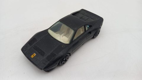 Bburago Ferrari GTO 1/43, evidenti segni del tempo, da pulire, senza scatola originale