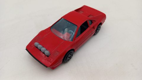 Bburago Ferrari 308 GTB 1/43, evidenti segni del tempo, senza scatola originale