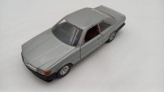 Bburago Mercedes 500 sec 1/26, presenta qualche segno, senza scatola originale - scala 1:26