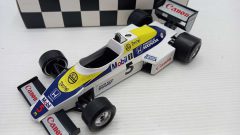 Bburago Williams FW 08 1/24, in ottime condizioni, senza scatola originale - scala 1:24