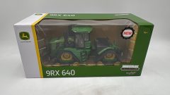 Britains Trattore articolato John Deere 9RX 640 1/32, Scatola Lievemente Usurata - scala 1:32