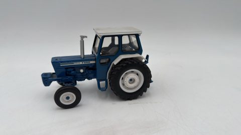 Britains Trattore Ford 7600 con cabina 1/32, senza scatola originale