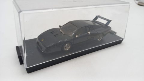Brumm Ferrari 512 BB 1/43, teca lievemente segnata, senza scatola originale