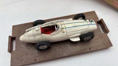 Brumm Maserati 250 F HP 270 GP Monza 1957 1/43, vernice carrozzeria rovinata - foto 2