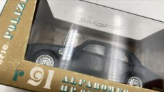Brumm Alfa Romeo 1900 Polizia 1950 1/43 confezione usurata, vernice fiorita e rovinata - foto 2