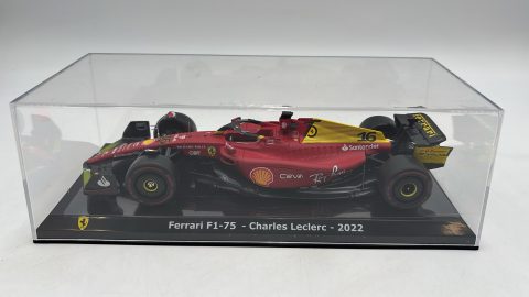 Ferrari F1-75 Charles Leclerc 2022 1/24 senza scatola originale