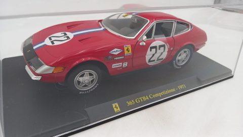 Ferrari 365 GTB4 Competizione 1971 1/24, senza scatola originale