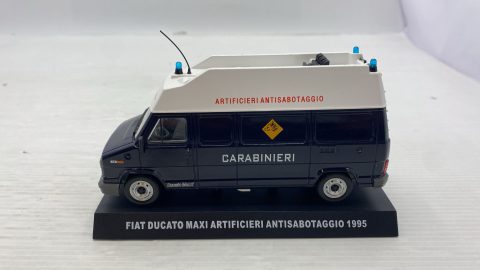 Fiat Ducato Maxi Artificieri Antisabotaggio Carabinieri 1995 1/43 senza teca e senza scatola originale