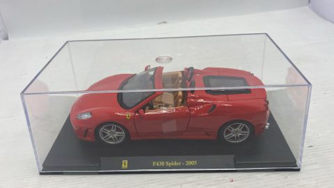 Ferrari F430 Spider 2005 1/24, senza scatola originale