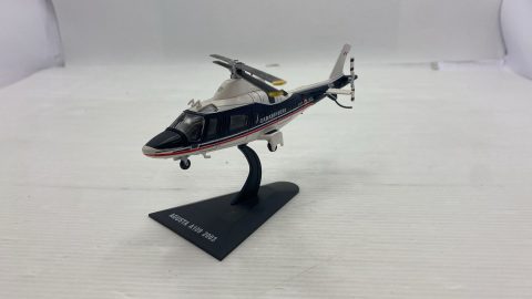 Agusta A109 Carabinieri 2003 1/72 senza scatola originale