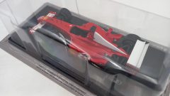 Ferrari F2002 Michael Schumacher 2002 1/24 - foto 2