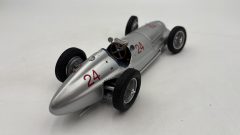 CMC Mercedes Benz W154 1938 1/18 senza scatola originale, ruote anteriori danneggiate - foto 2