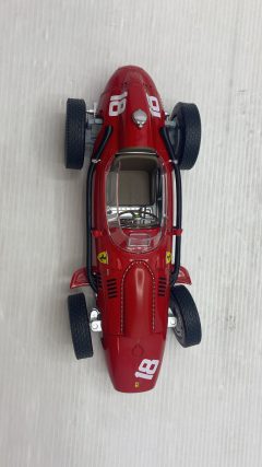 CMR Ferrari Dino 246 F1 P. Hill GP Monza 1958 1/18 - foto 5