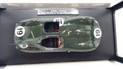 CMR Jaguar D-Type Winner 12h Sebring 1955 1/18 - foto 6
