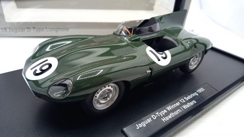 CMR Jaguar D-Type Winner 12h Sebring 1955 1/18