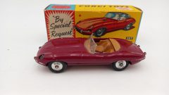 Corgi Toys Jaguar E Type 1/43, normali segni del tempo - foto 3