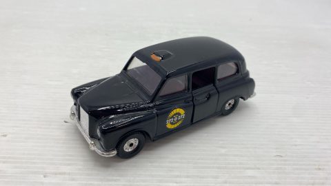Corgi Austin London Taxi 1/32 senza scatola originale
