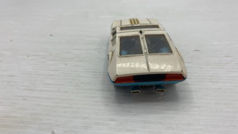 Corgi DeTomaso Mangusta 1/43 modellino vissuto e con segni di usura e vernice rovinata, senza scatola originale