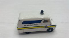 Corgi Bedford Dormobile St. John Ambulance 1/43 senza scatola originale, leggeri segni di usura - scala 1:43