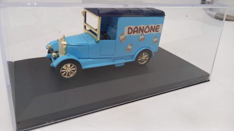 Corgi Ford Model A Danone 1/43, senza scatola originale