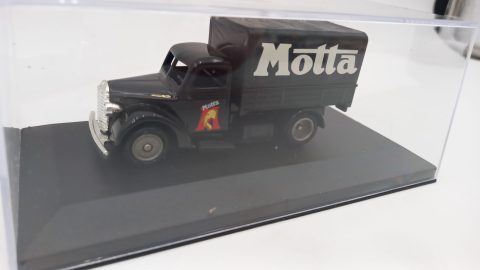 Corgi Ford Motta 1/43, senza scatola originale