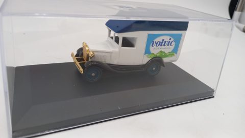 Corgi Ford Model A Volvic 1/45, senza scatola originale