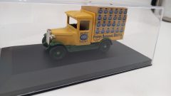 Days Gone Ford England Fyffes Bananas Bristol 1/43, senza scatola originale - scala 1:43